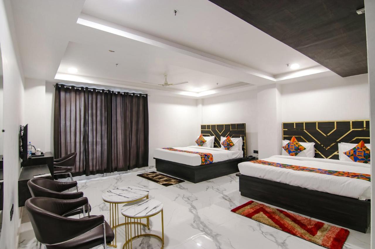 Fabhotel Greysky New Delhi Ngoại thất bức ảnh